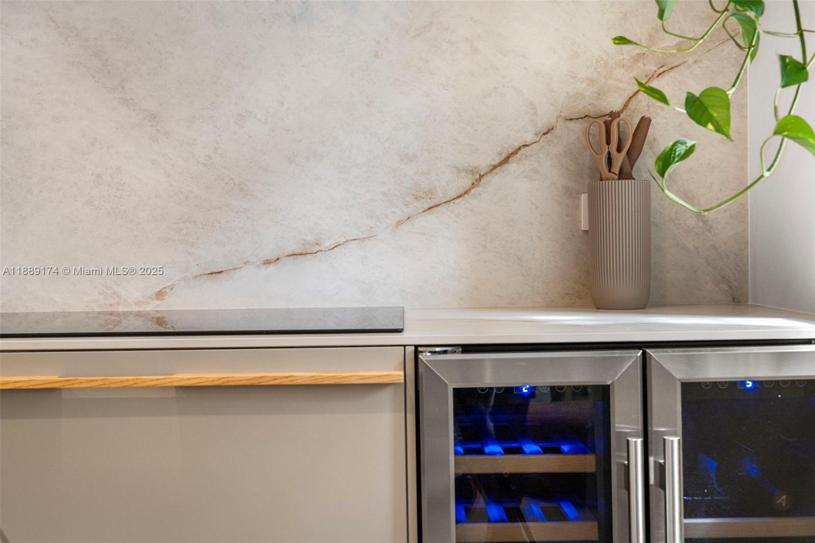 1390 Ocean Drive, Unit 202 Miami Beach, FL 33139 - Photo 41 of 80 a close view of utility room