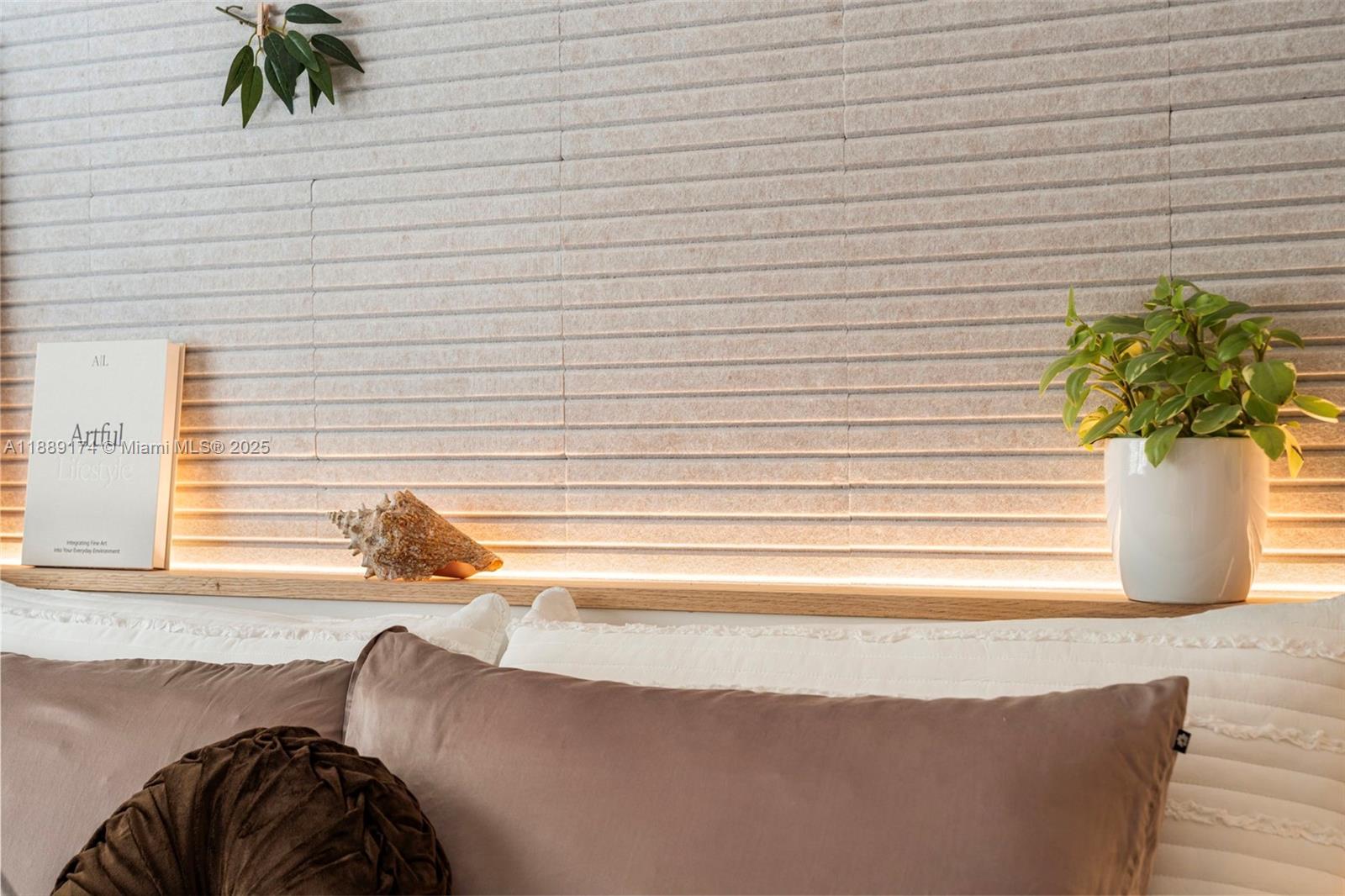 1390 Ocean Drive, Unit 202 Miami Beach, FL 33139 - Photo 45 of 80