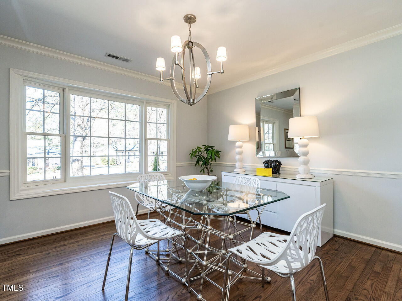 7416 Fiesta Way Raleigh, NC 27615 - Photo 5 of 27 Dining