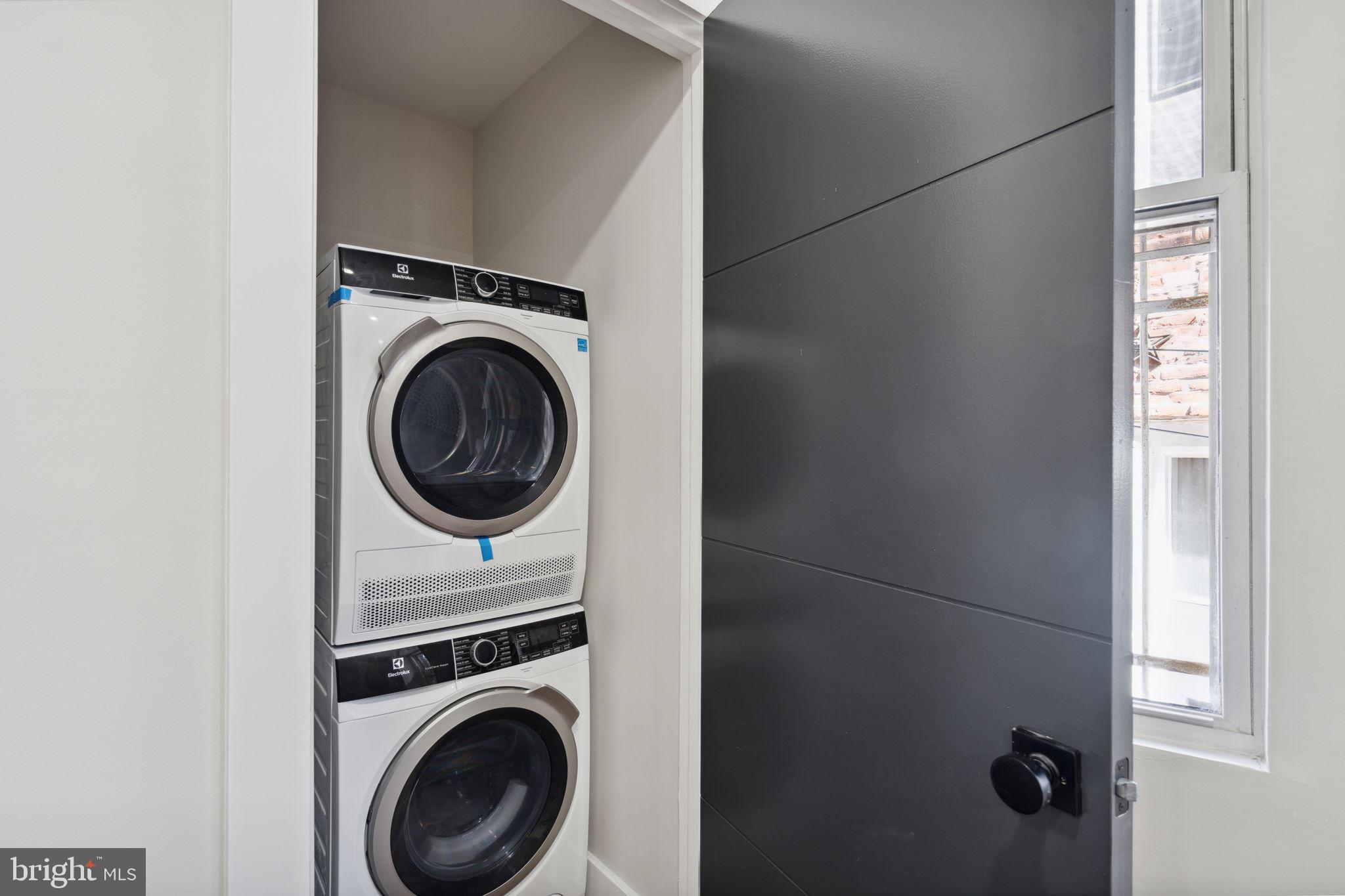 1908 Pine Street, Unit 2 Philadelphia, PA 19103 - Photo 11 of 16