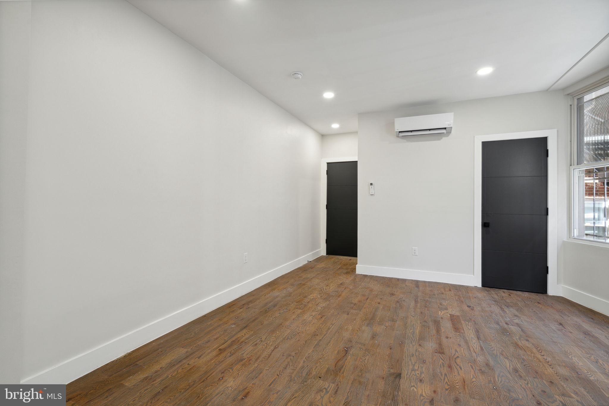 1908 Pine Street, Unit 2 Philadelphia, PA 19103 - Photo 6 of 16