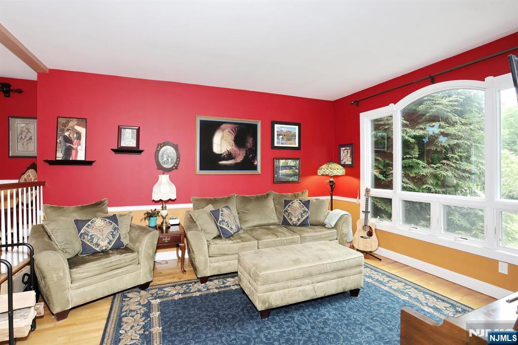 121 Magee Road Ringwood, NJ 07456 - Photo 7 of 49 Gallery Image 7