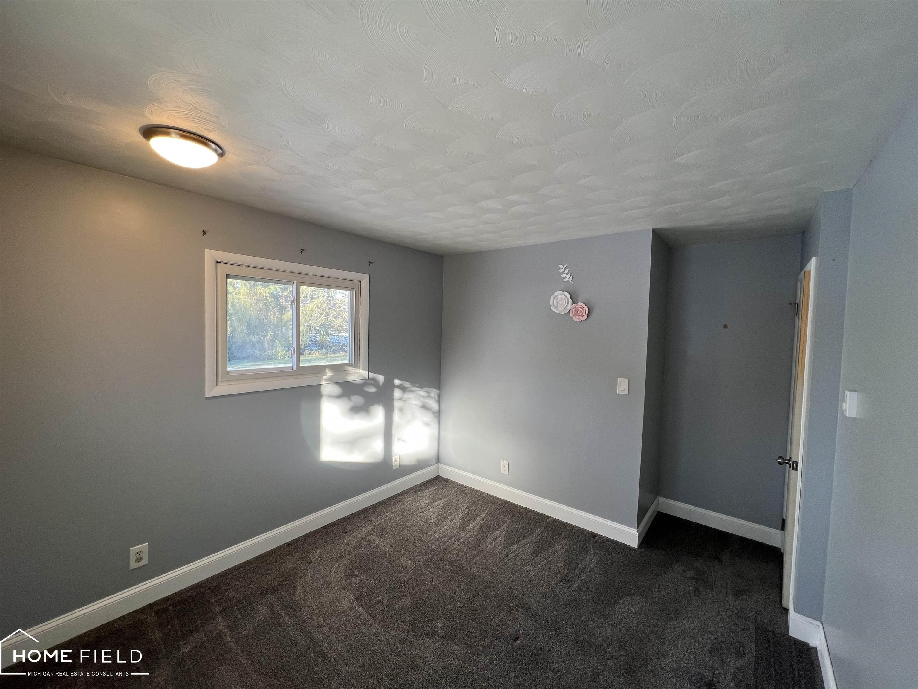 8718 West Krouse Road Ovid, MI 48866 - Photo 20 of 28 50127106-19.JPG