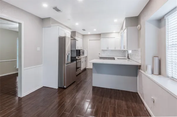 $2,000 | 8903 Wilson Reid Drive, Houston, TX 77040