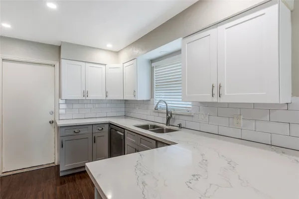 $2,000 | 8903 Wilson Reid Drive, Houston, TX 77040
