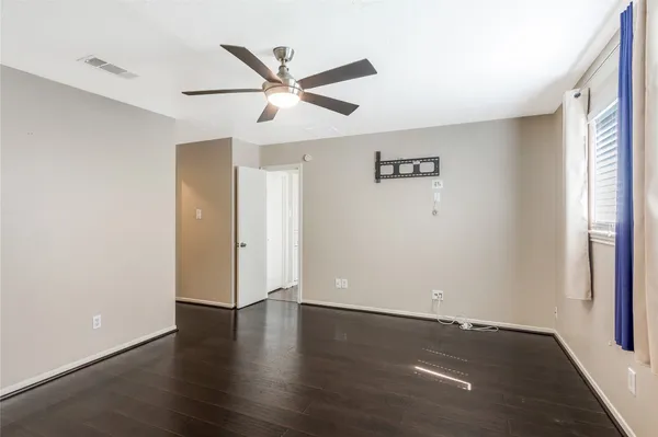 $2,000 | 8903 Wilson Reid Drive, Houston, TX 77040