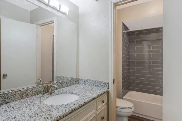 $2,000 | 8903 Wilson Reid Drive, Houston, TX 77040