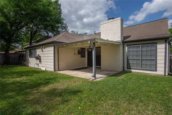 $2,000 | 8903 Wilson Reid Drive, Houston, TX 77040