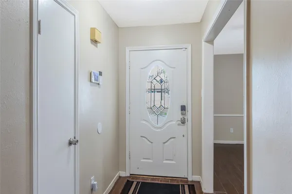 $2,000 | 8903 Wilson Reid Drive, Houston, TX 77040