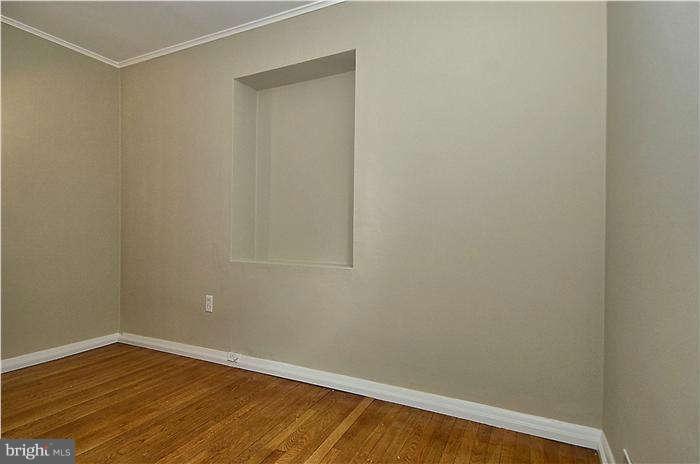 10200 Ridgemoor Drive Silver Spring, MD 20901 - Photo 12 of 28 Bedroom