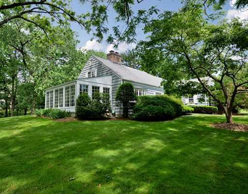 469 Flax Hill Road Norwalk, CT 06854 - Photo 1 of 20 Primary Photo