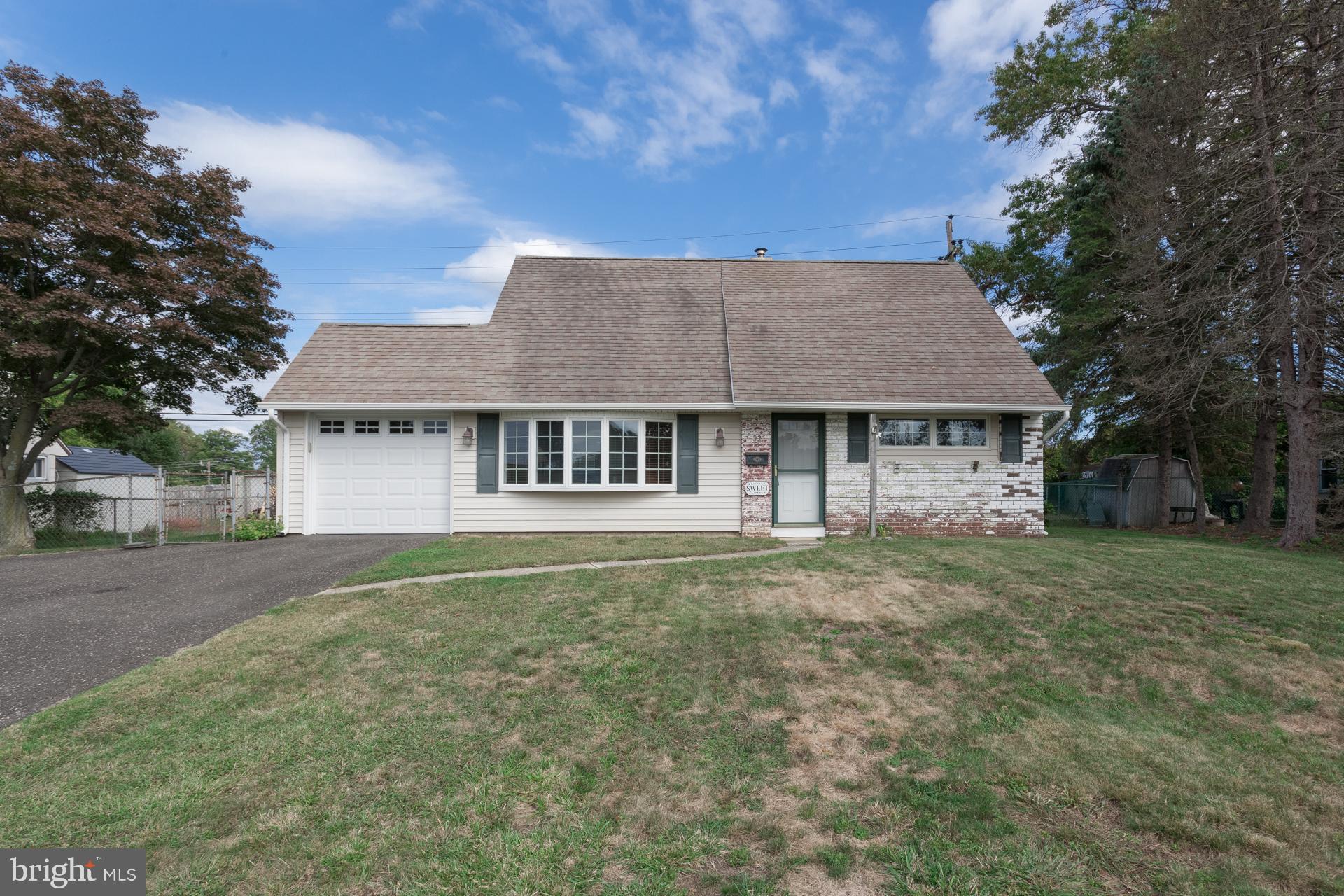 32 Jump Hill Road Levittown, PA 19056 - Photo 1 of 25 Welcome to 32 Jump Hill Rd!