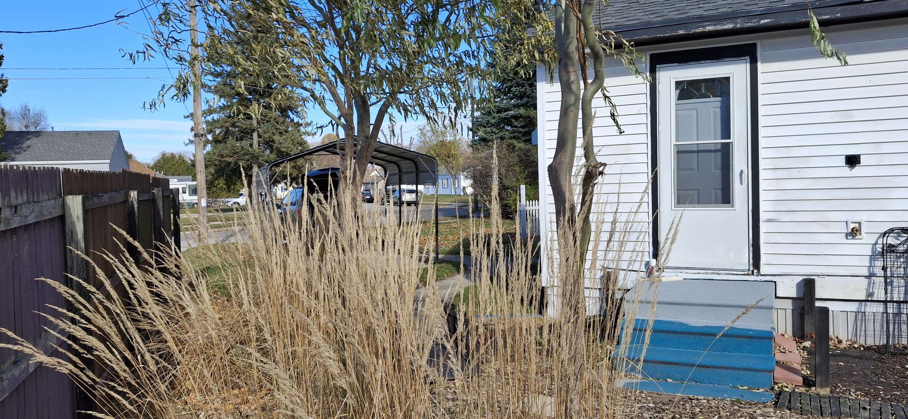 921 Raton Court Manitowoc, WI 54220 - Photo 7 of 35