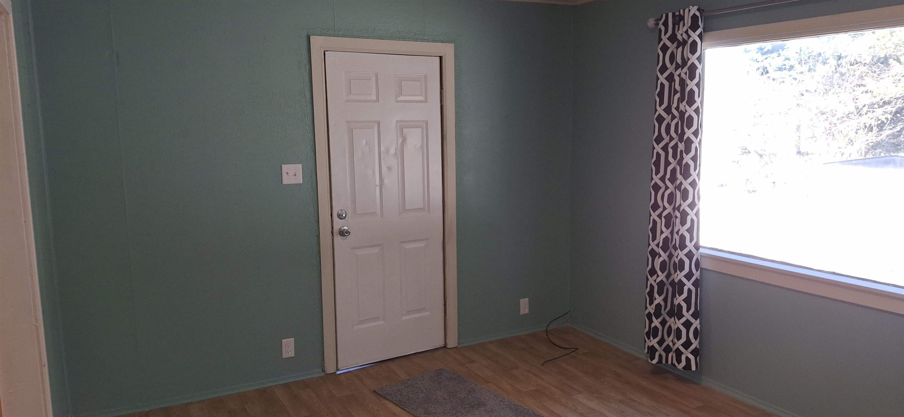 921 Raton Court Manitowoc, WI 54220 - Photo 10 of 35