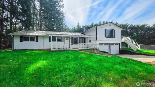 $499,000 | 55 Meadowood Drive, Elma, WA 98541