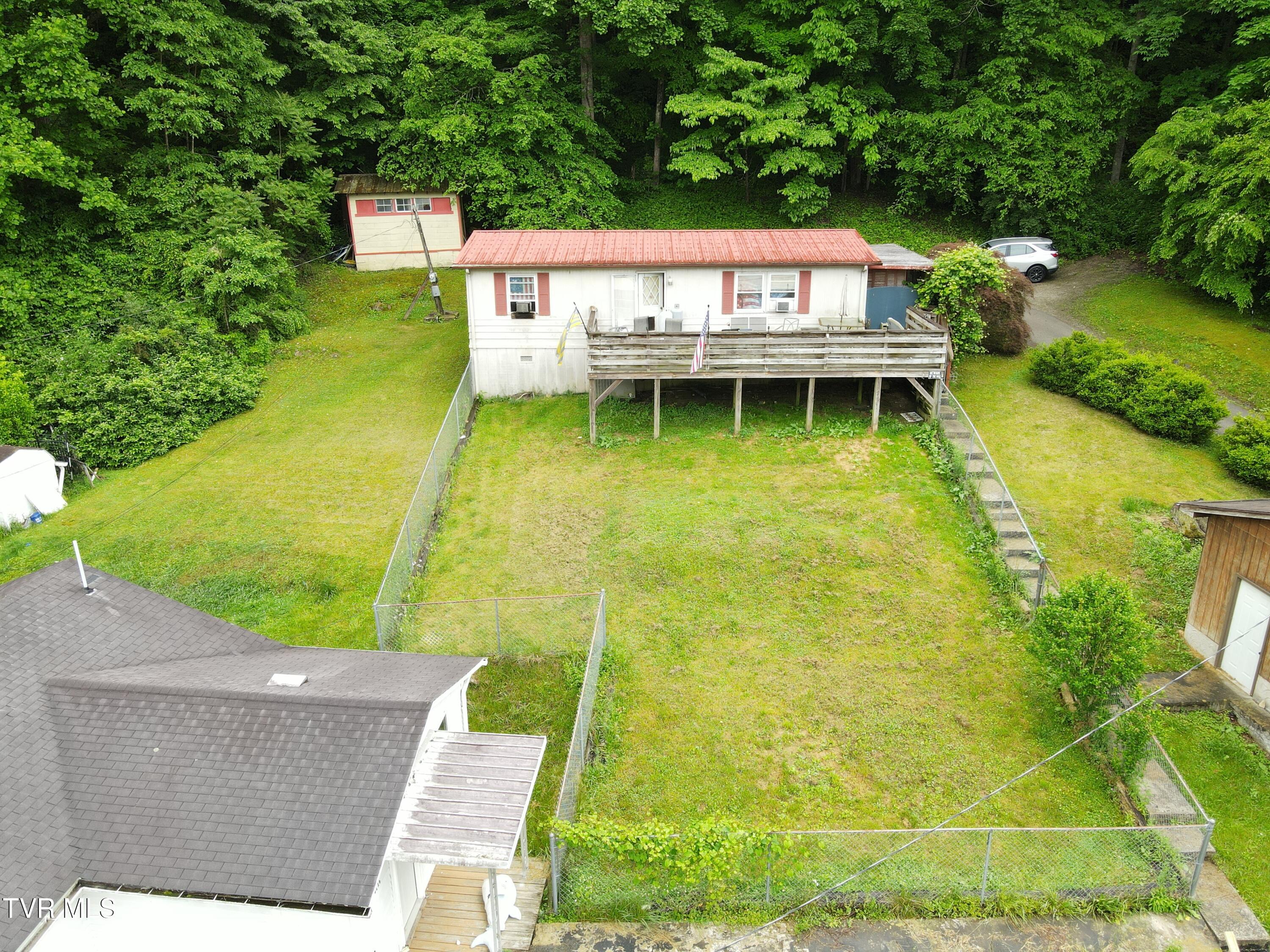 8126 South River Road Pound, VA 24279 - Photo 4 of 35 DJI_0562