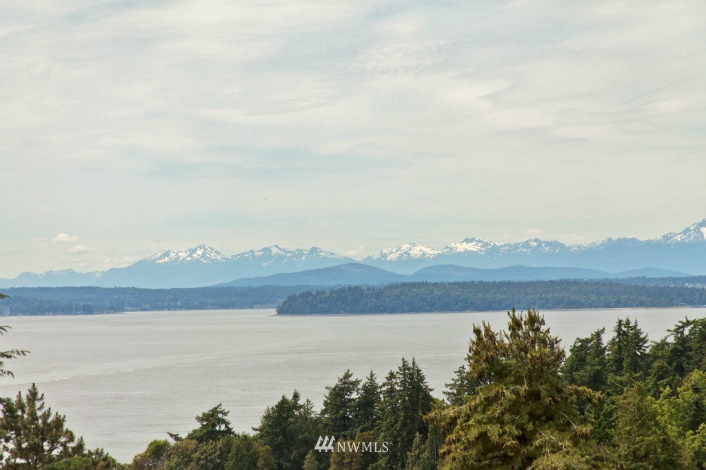 8635 Fauntlee Crest Southwest Seattle, WA 98136 - Photo 1 of 1