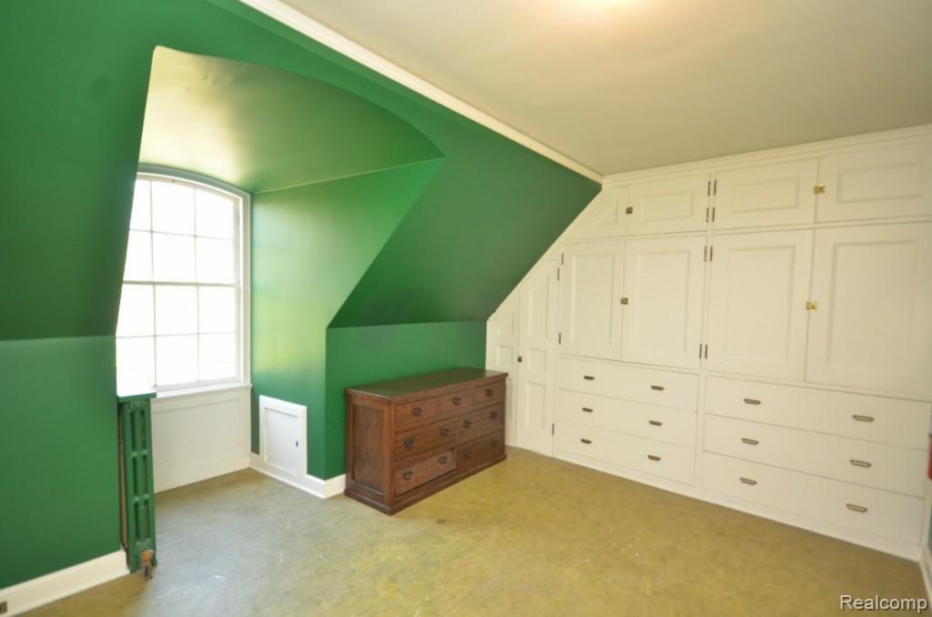 99 Lothrop Road Grosse Pointe, MI 48236 - Photo 17 of 28 3rd floor storage rm.jpg