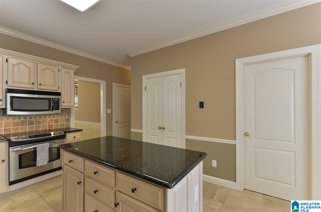 521 Meadow Ridge Circle Birmingham, AL 35242 - Photo 22 of 50