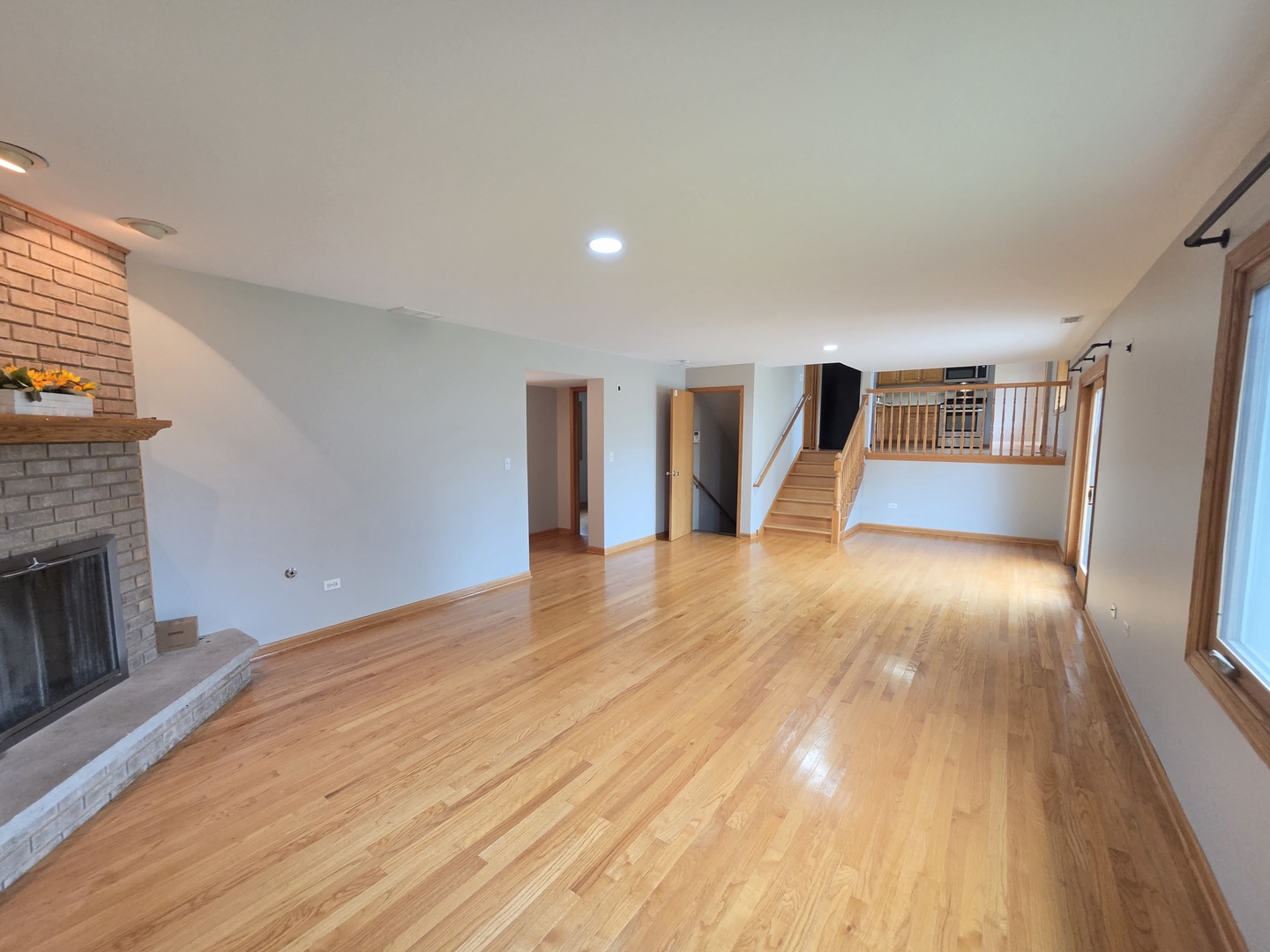 8112 Rutherford Drive Woodridge, IL 60517 - Photo 13 of 30