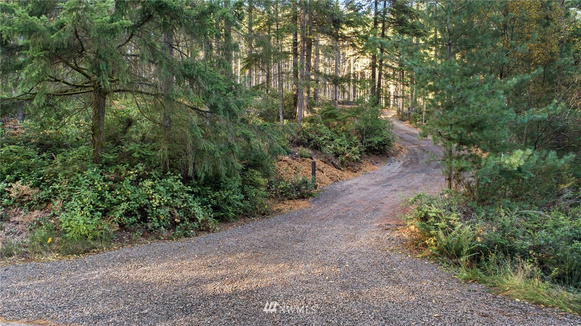 3383 Southwest Lake Flora Road Port Orchard, WA 98367 - Photo 1 of 6 Gallery Image 1