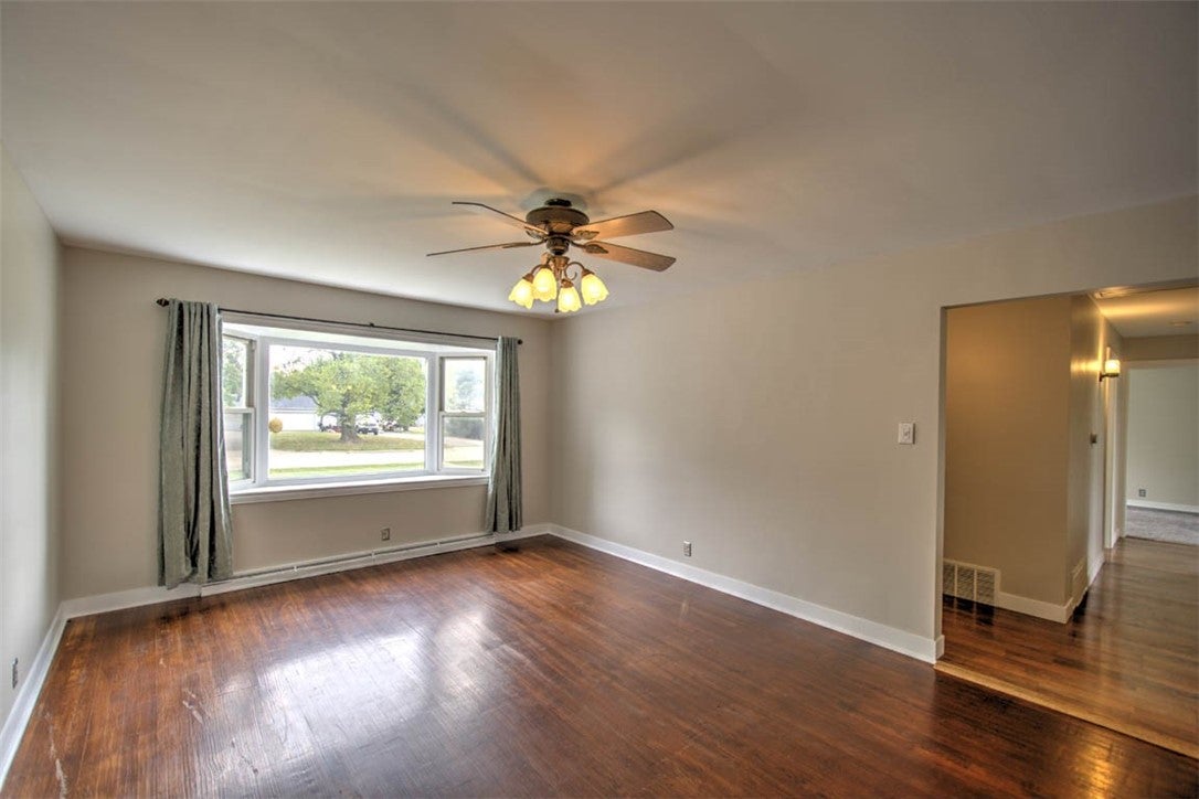 3045 Turpin Road Decatur, IL 62521 - Photo 5 of 30 Gallery Image 5