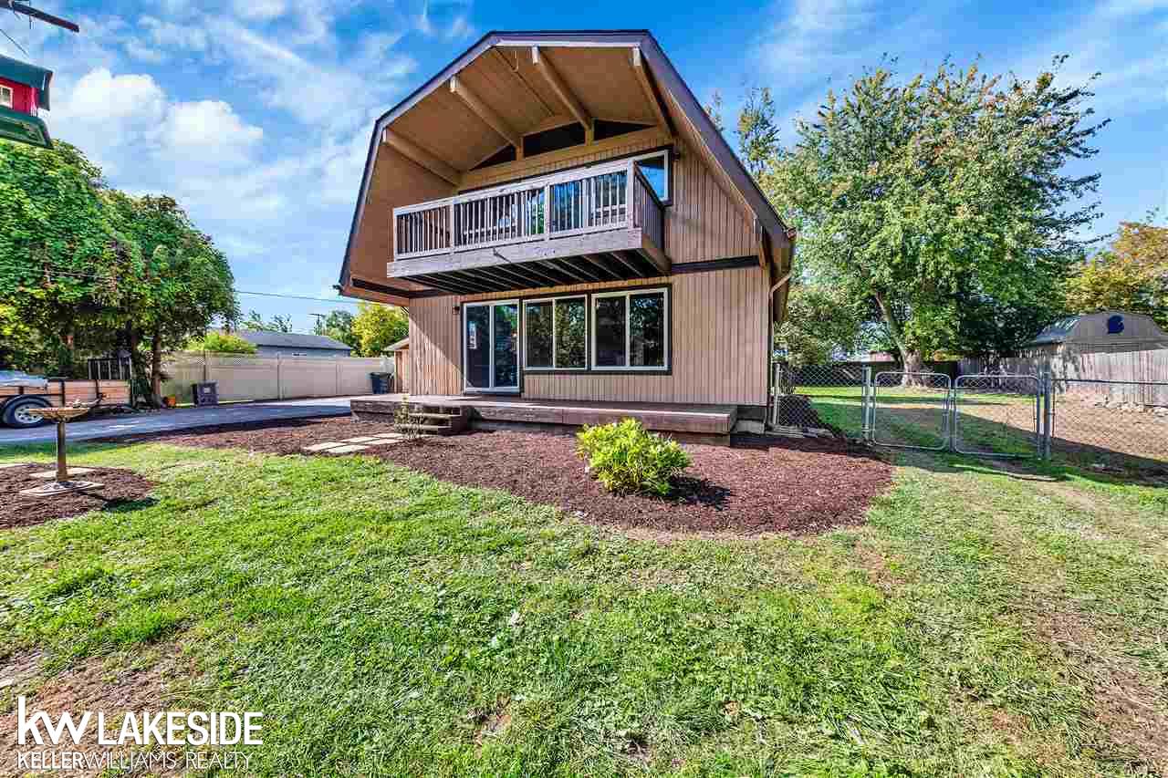 49495 Fuller Road New Baltimore, MI 48051 - Photo 2 of 33