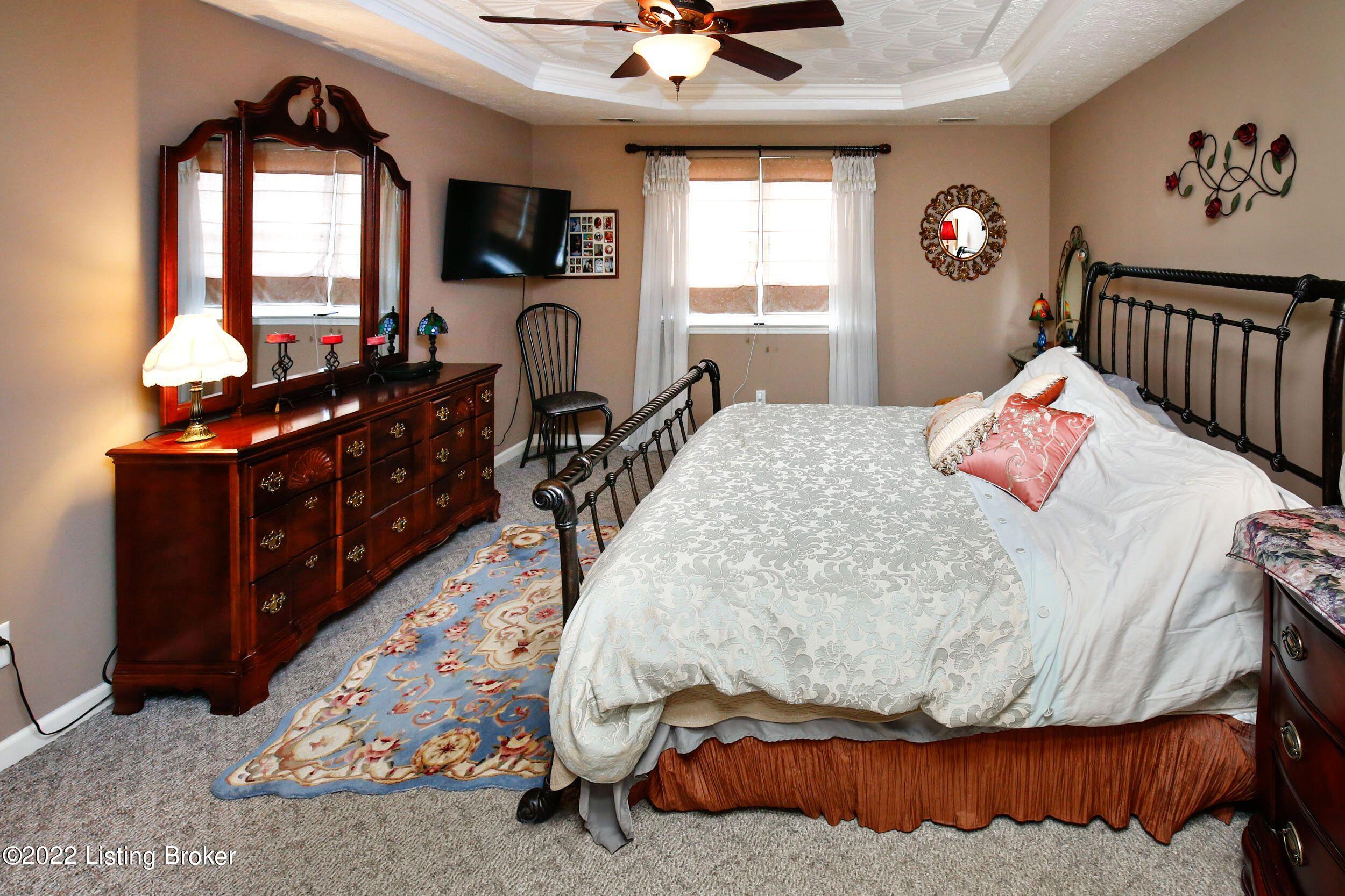 9306 Colonel Cummins Road Louisville, KY 40228 - Photo 31 of 36 DD037FE3-D3E5-4E85-BD1F-9ABEE9507398