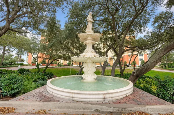 $715,000 | 770 Harbor Boulevard, Unit 1D, Destin, FL 32541