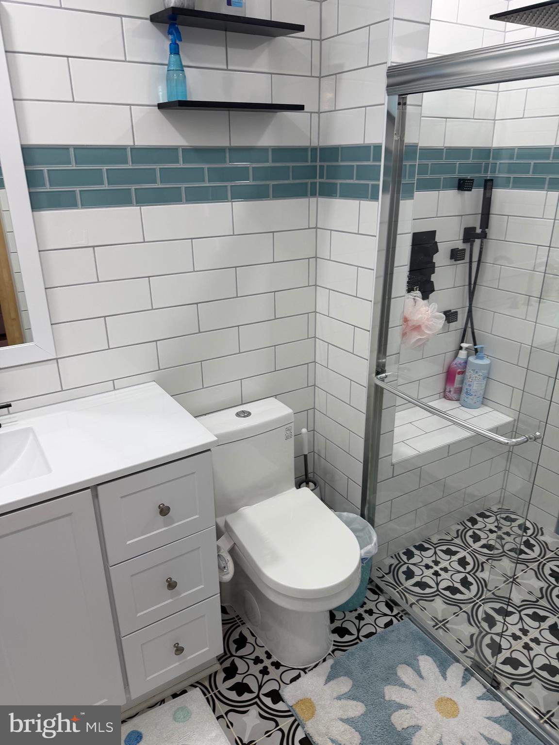 1801 Egg Harbor Road, Unit 712 Clementon, NJ 08021 - Photo 9 of 35 a bathroom with a toilet and a shower