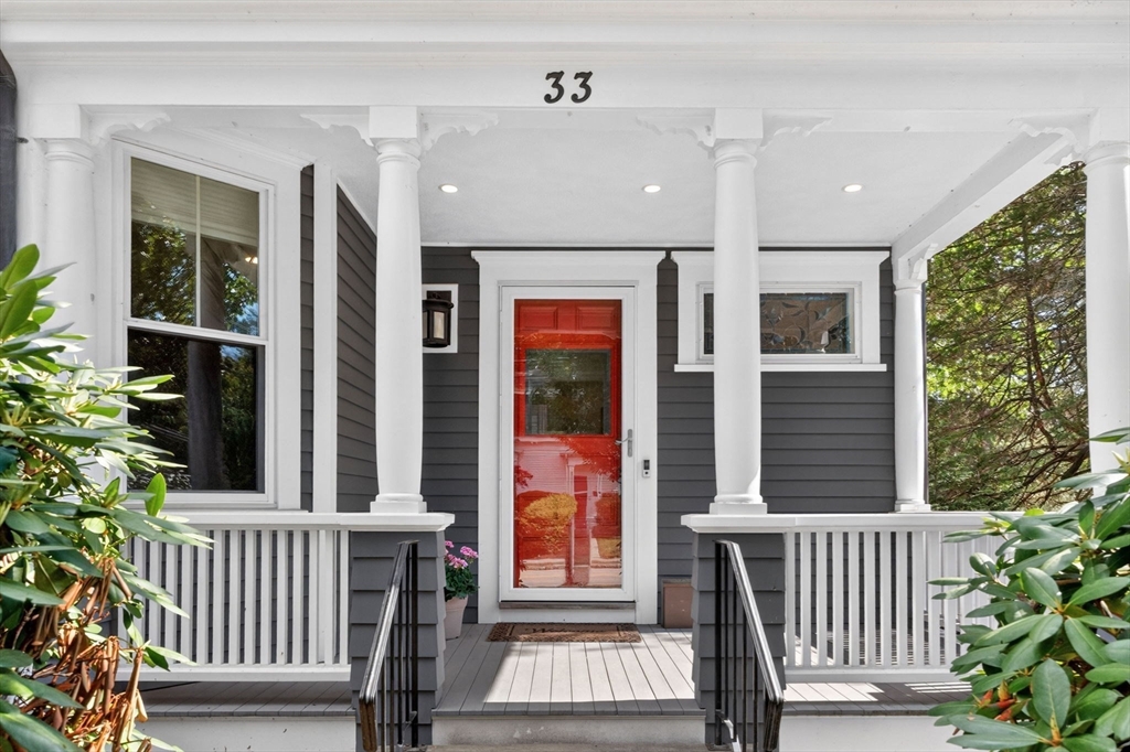 33 Linden Street Wellesley, MA 02482 - Photo 3 of 32