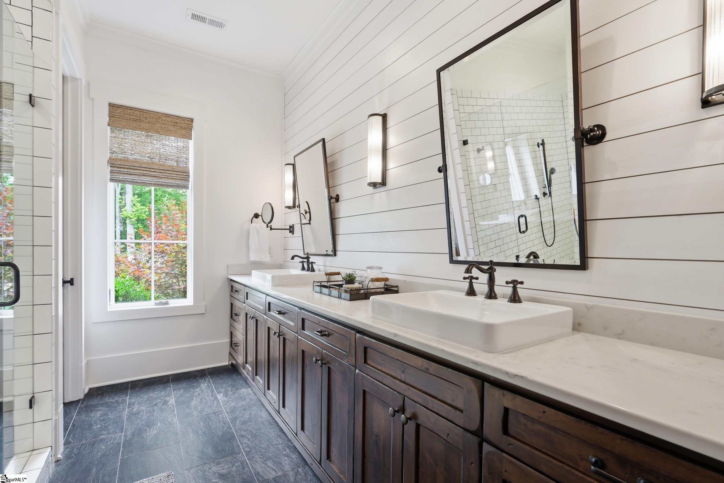 147 South Edgewater Drive Sunset, SC 29685 - Photo 12 of 50