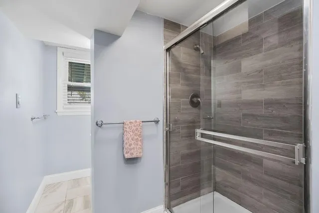 $350,000 | 4931 North Flora Avenue, Kansas City, MO 64118