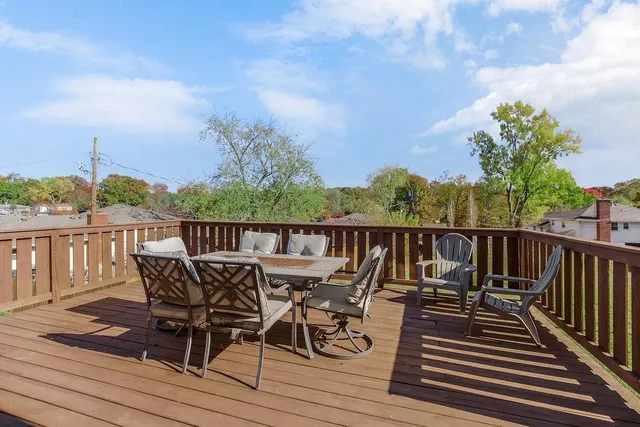 $350,000 | 4931 North Flora Avenue, Kansas City, MO 64118