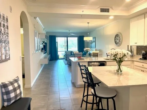 $2,000 | 17626 Gawthrop Drive, Unit 105, Bradenton, FL 34211