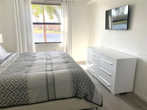 $2,000 | 17626 Gawthrop Drive, Unit 105, Bradenton, FL 34211
