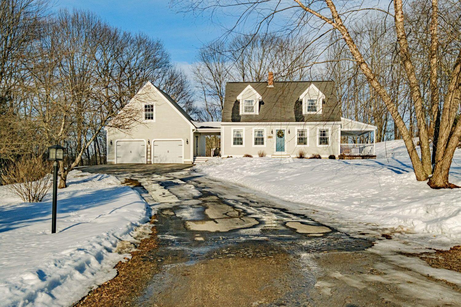 26 Valley View Road Windham, ME 04062 - Photo 1 of 62 Front of home