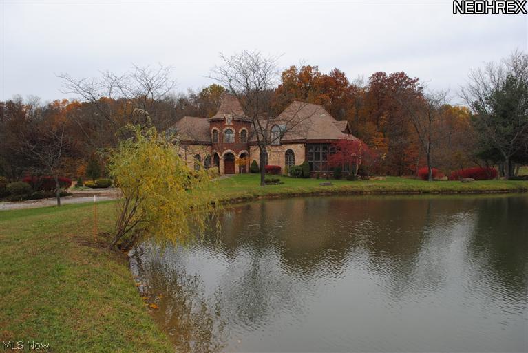 4321 Eastern Road Barberton, OH 44203 - Photo 1 of 25 A RARE FIND Very Upscale Home and Setting
