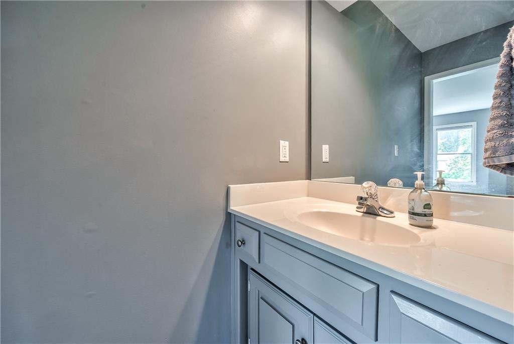 15409 Reeds Street Overland Park, KS 66223 - Photo 27 of 40