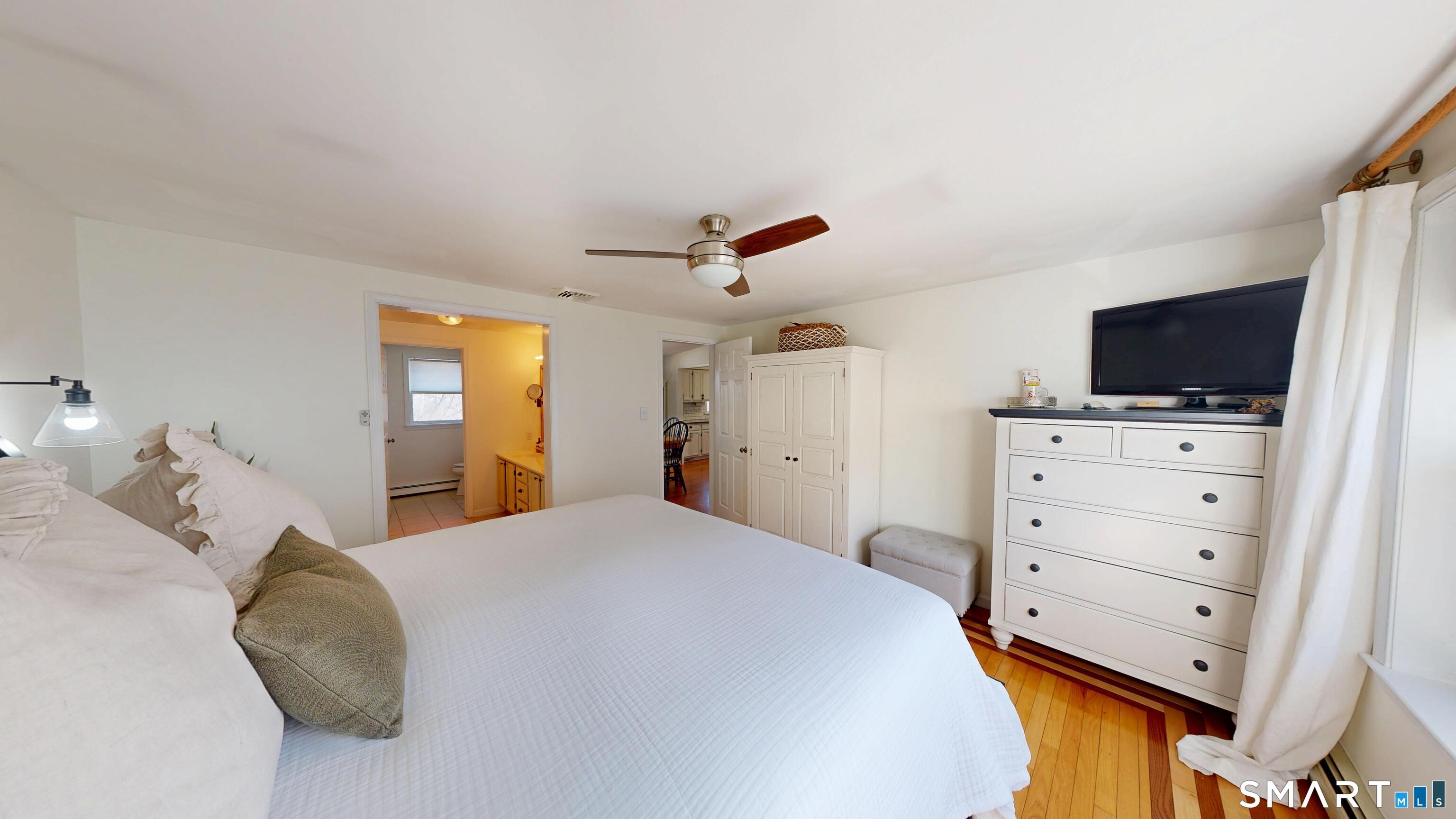 9 Adanti Avenue Ansonia, CT 06401 - Photo 18 of 40