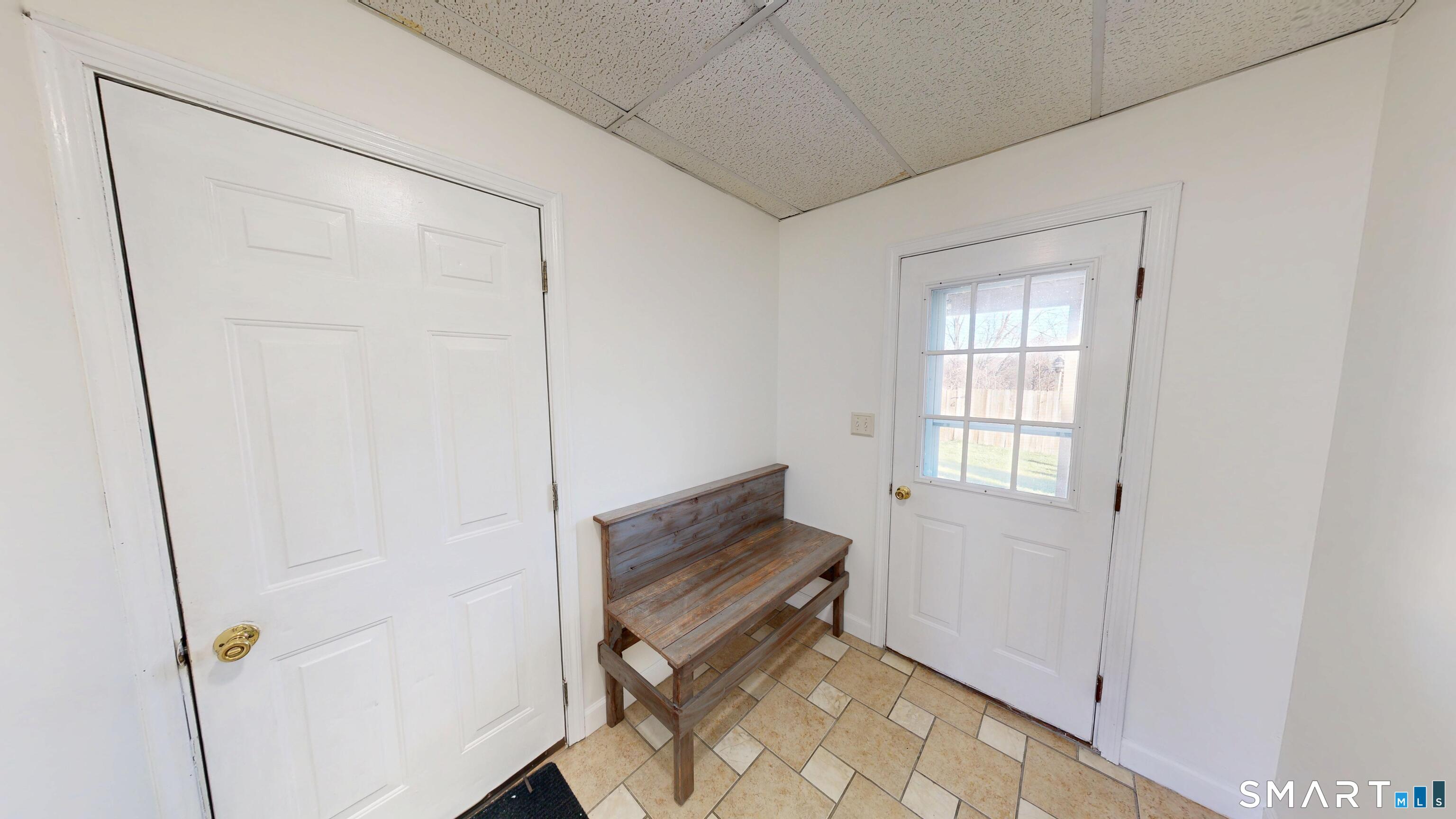 9 Adanti Avenue Ansonia, CT 06401 - Photo 30 of 40