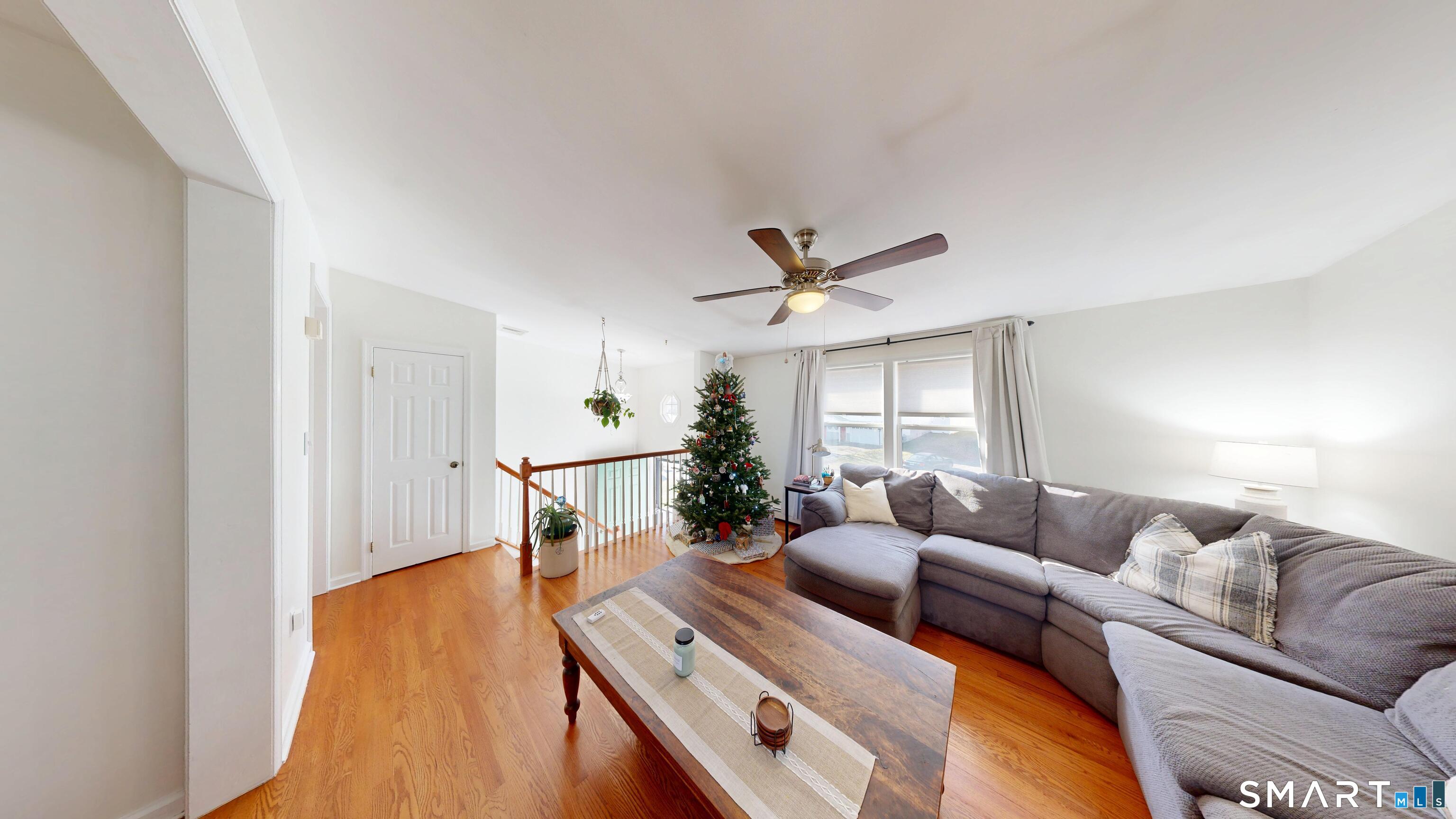 9 Adanti Avenue Ansonia, CT 06401 - Photo 3 of 40