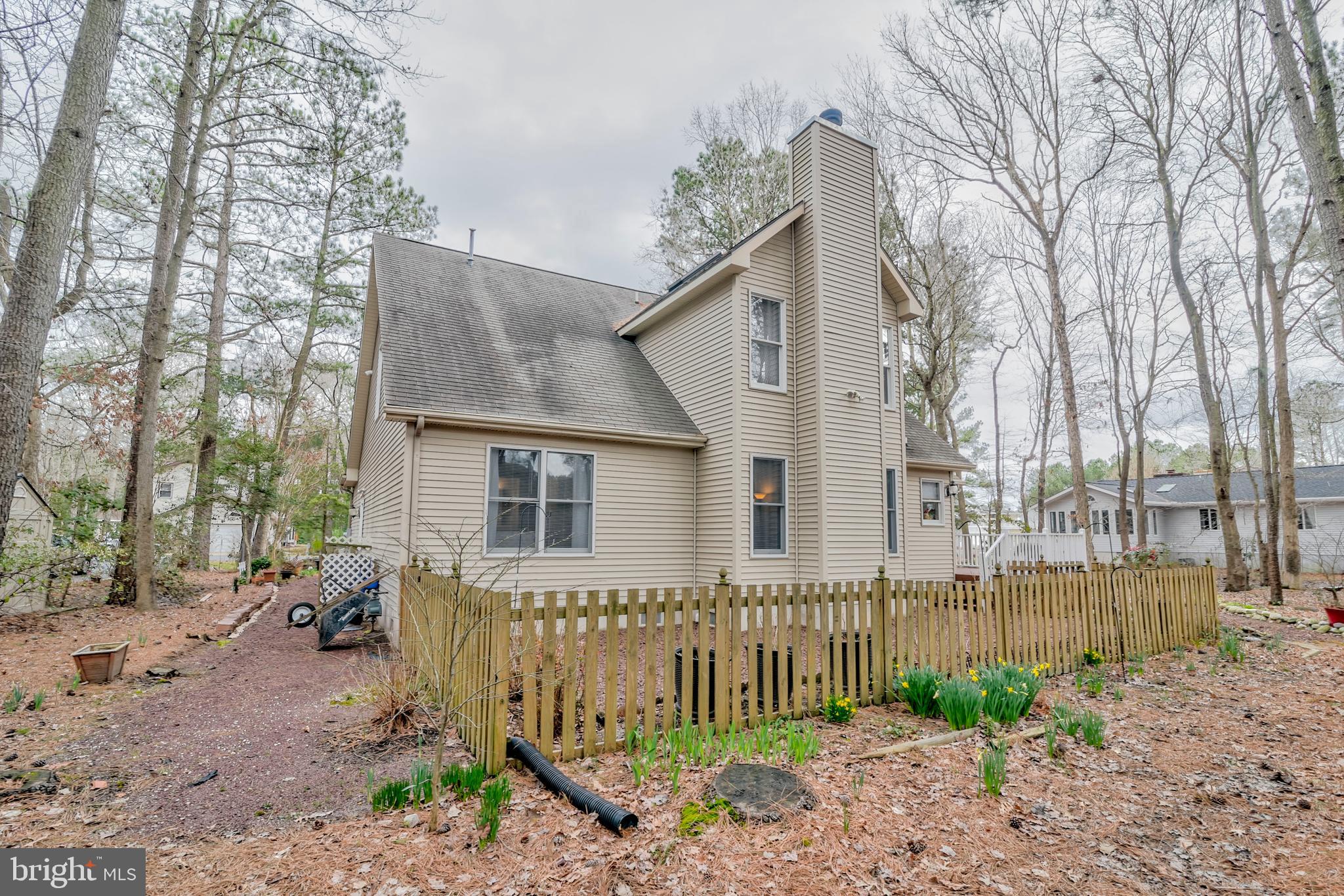 127 Watertown Road Ocean Pines, MD 21811 - Photo 27 of 39 Rear view with fencing
