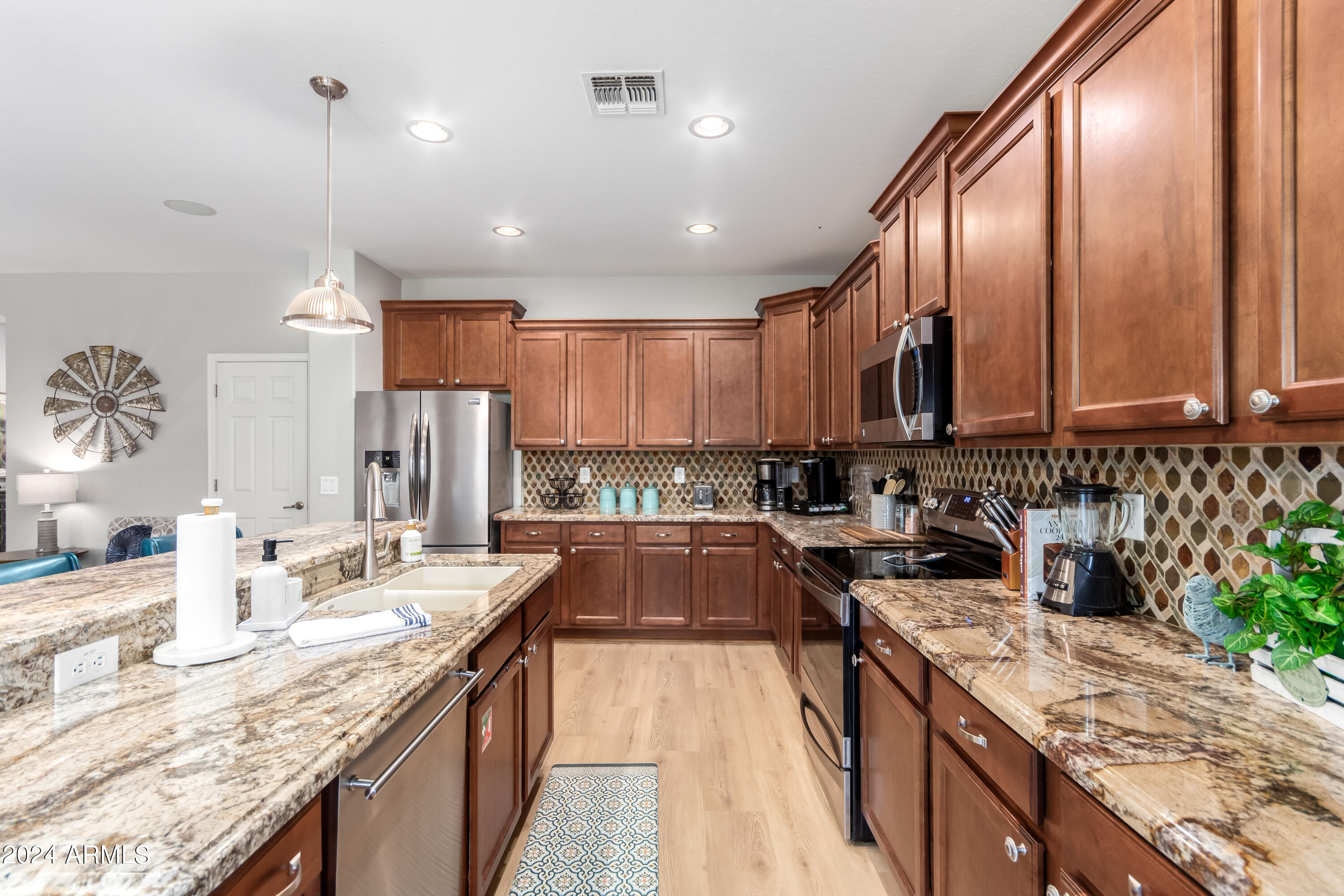 2695 East Rakestraw Lane Gilbert, AZ 85298 - Photo 12 of 41 22 - Rakestraw