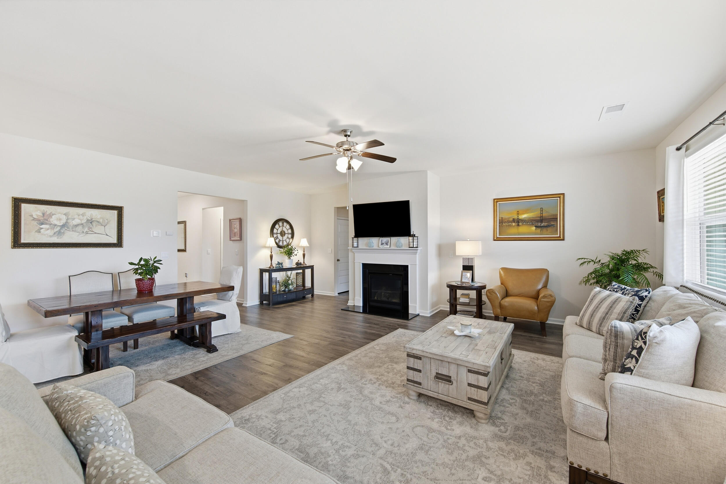 346 Donnington Court Aiken, SC 29801 - Photo 2 of 52 Open Living Areas