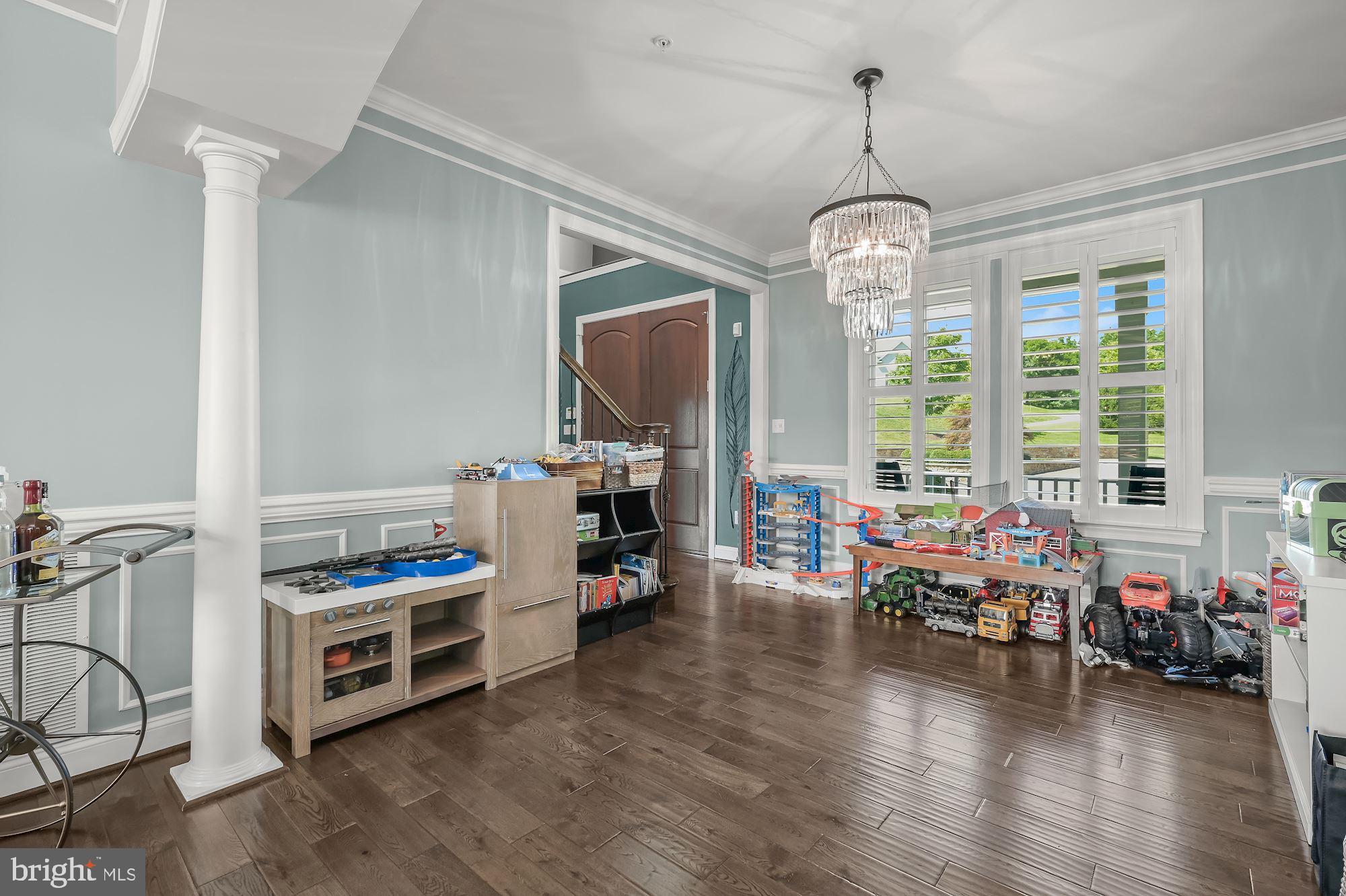 1069 Berberi Road Westminster, MD 21157 - Photo 14 of 92 Living Room
