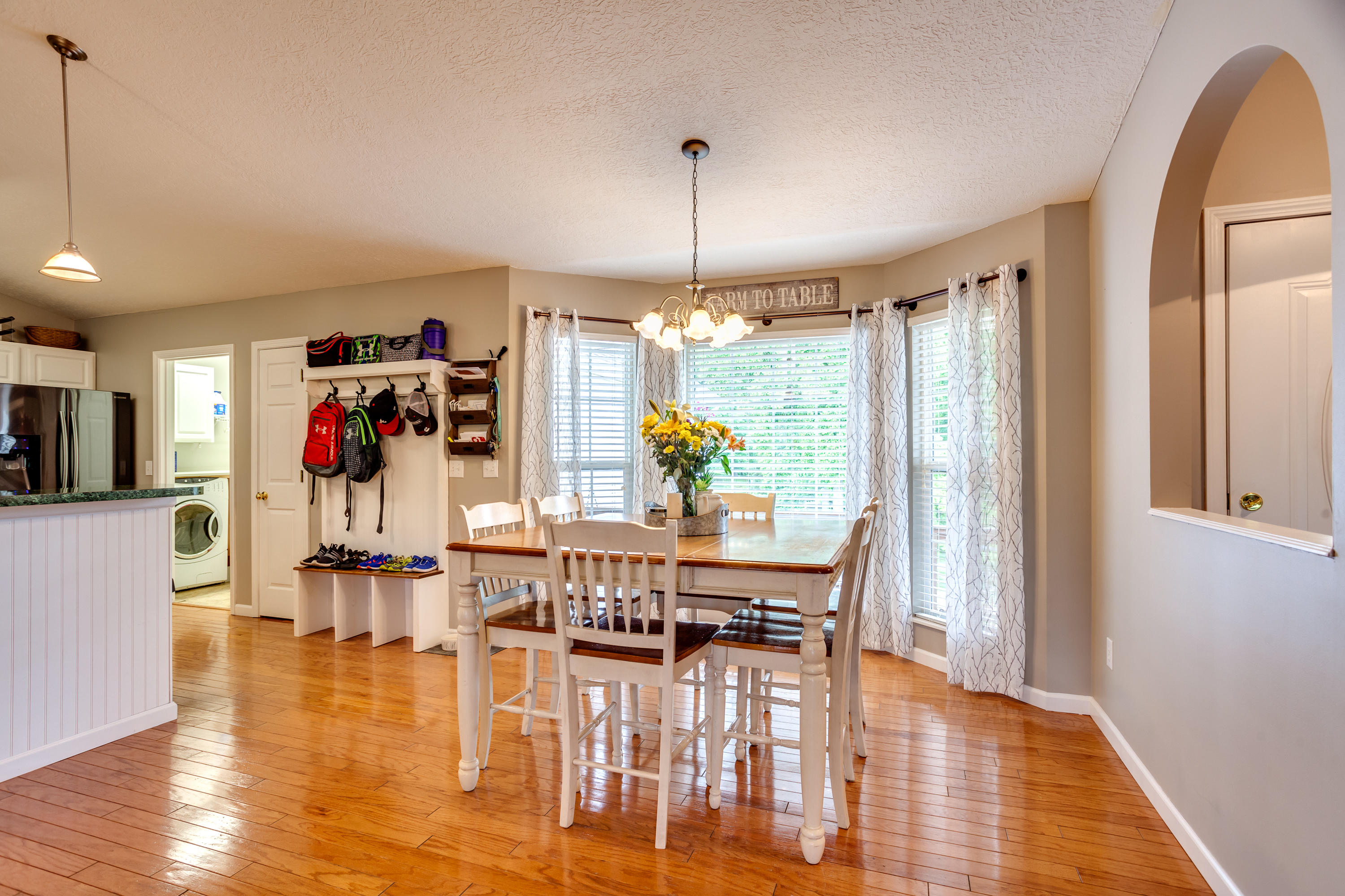 8809 Heiskell Road Powell, TN 37849 - Photo 13 of 36 008200519-1-8809HeiskellRdPowellTN-SMALL