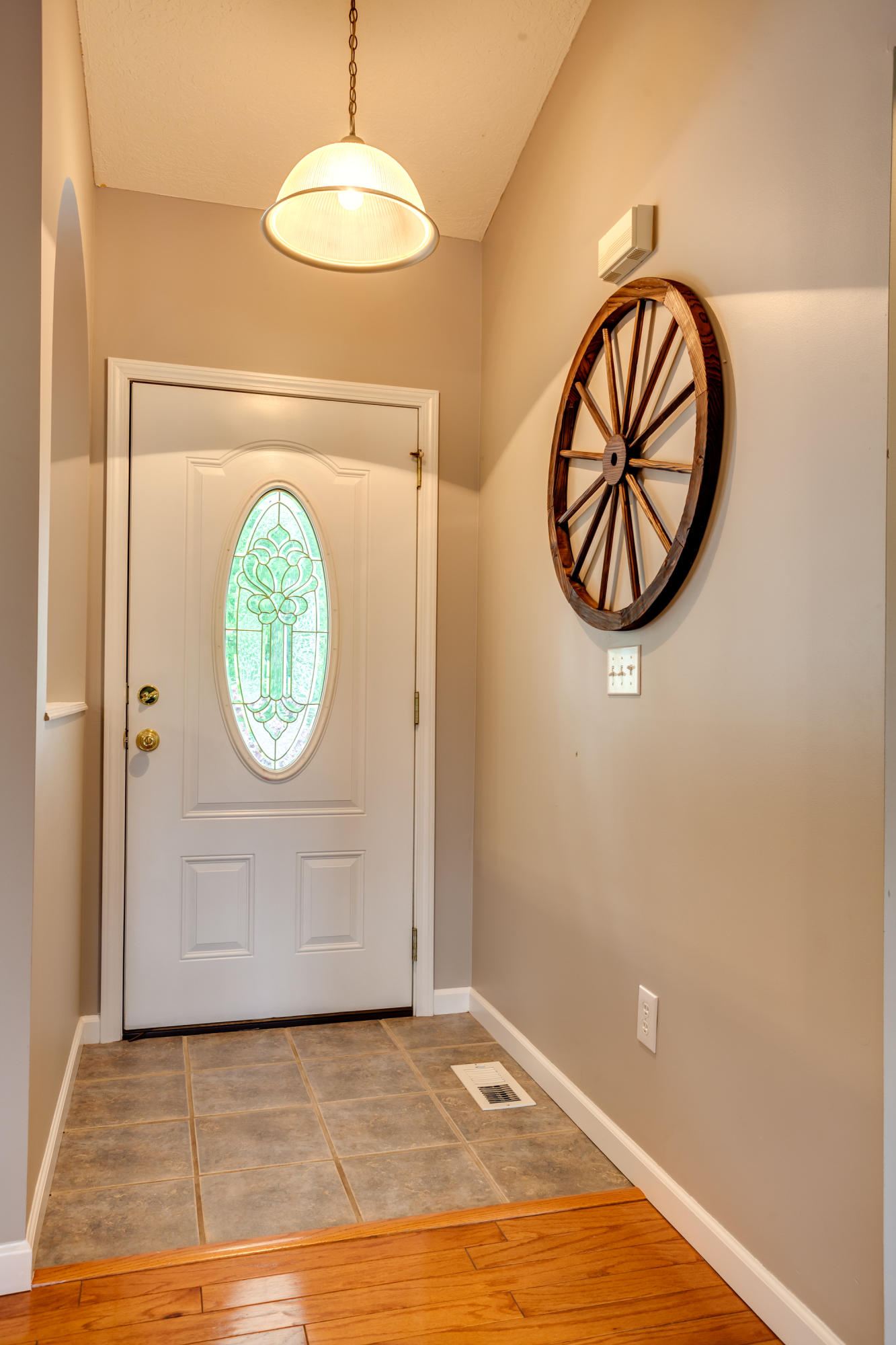 8809 Heiskell Road Powell, TN 37849 - Photo 6 of 36 006200519-1-8809HeiskellRdPowellTN-SMALL