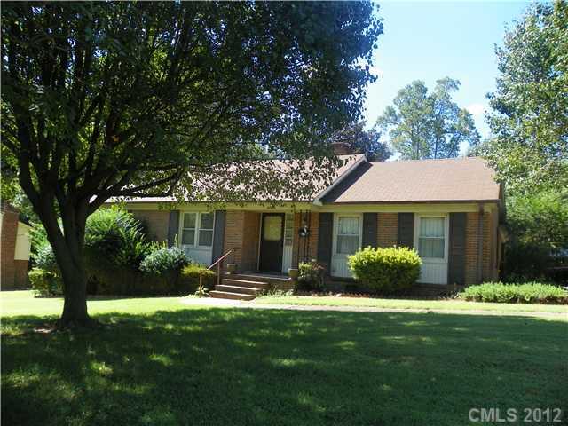 4839 Cheviot Road Charlotte, NC 28269 - Photo 1 of 14 Gallery Image 1
