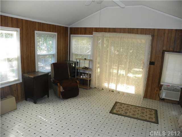 4839 Cheviot Road Charlotte, NC 28269 - Photo 7 of 14 Gallery Image 7